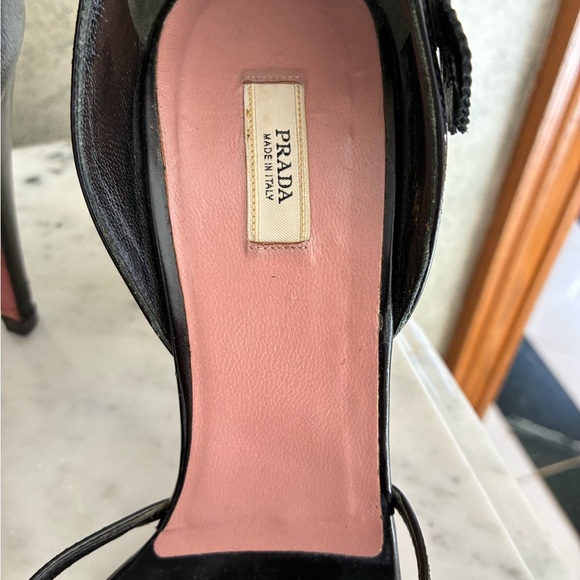 Prada Black Heels with Floral Accents - Picture 9 of 12